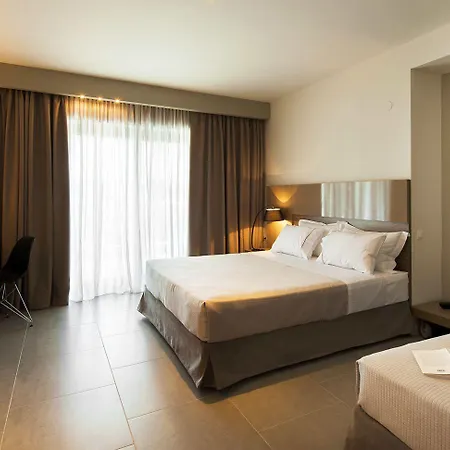 Hotel Ostria Sea Side 4*
