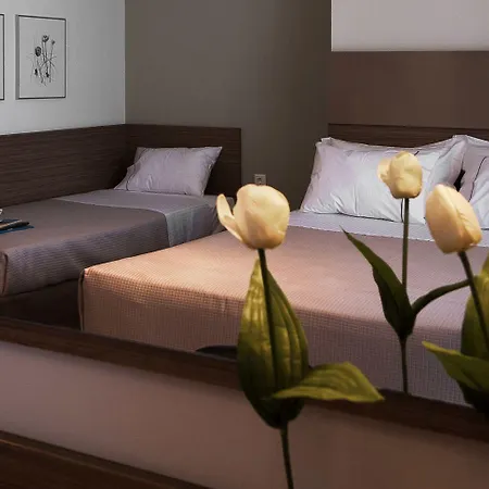 Ostria Sea Side فندق