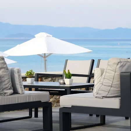 Ostria Sea Side فندق هانيوتي