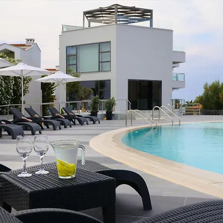 Ostria Sea Side فندق هانيوتي