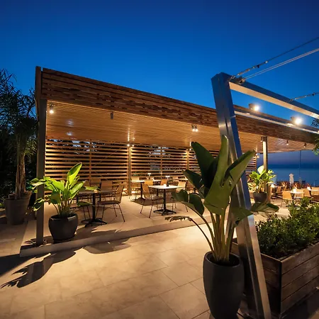 Ostria Sea Side 4* Hanioti