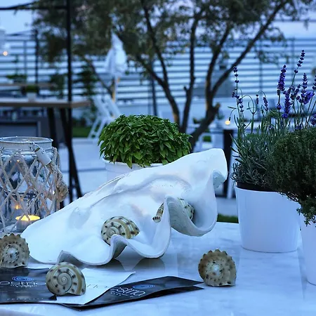 Ostria Sea Side Hotel 4*