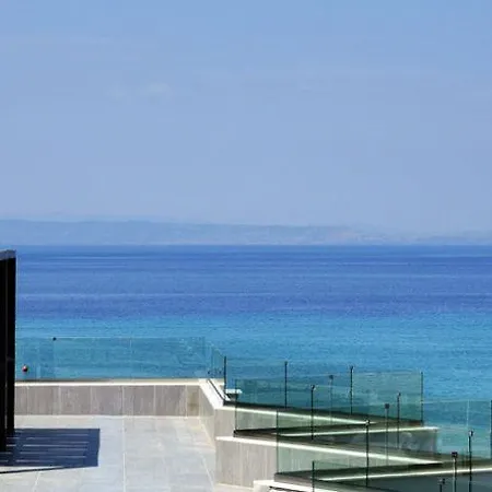 Hotel Ostria Sea Side 4*