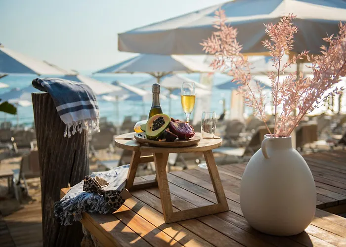 Ostria Sea Side 4* Hanioti