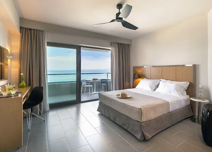 Hotel Ostria Sea Side 4*