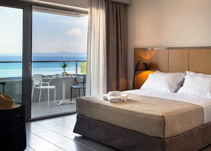 Ostria Sea Side Hotel 4*